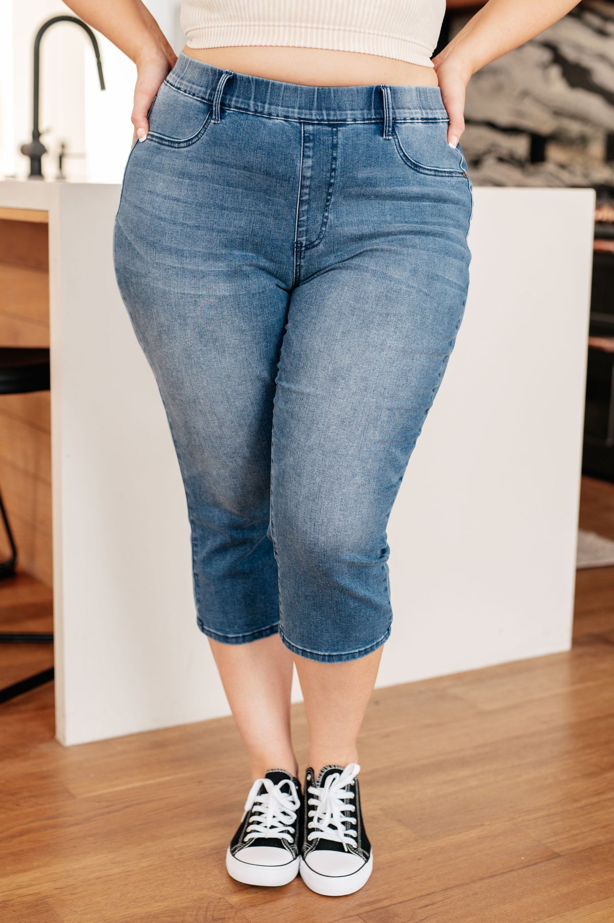 Emily High Rise Cool Denim Pull On Capri Jeans - Mack and Mav Boutique