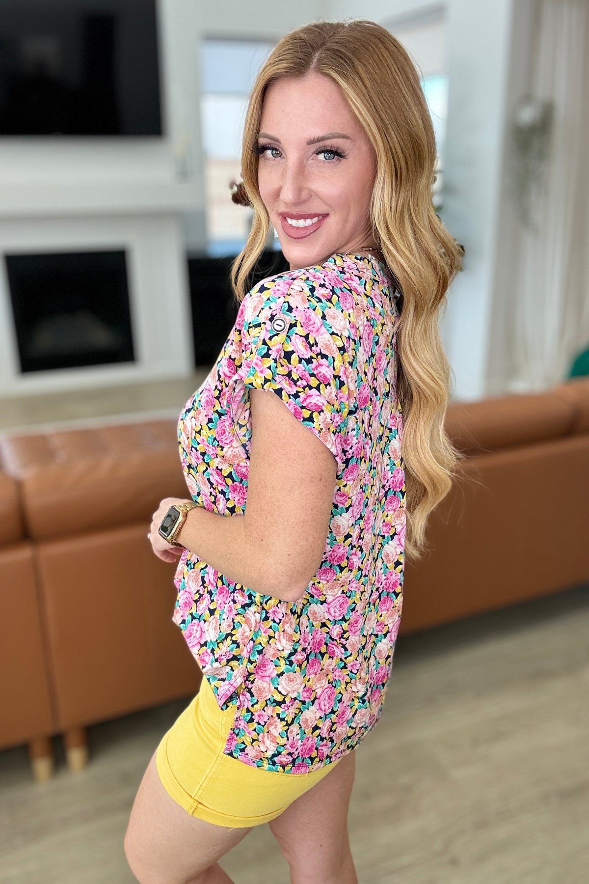 Lizzy Cap Sleeve Top in Navy and Rose Ditsy Floral - Mack and Mav Boutique