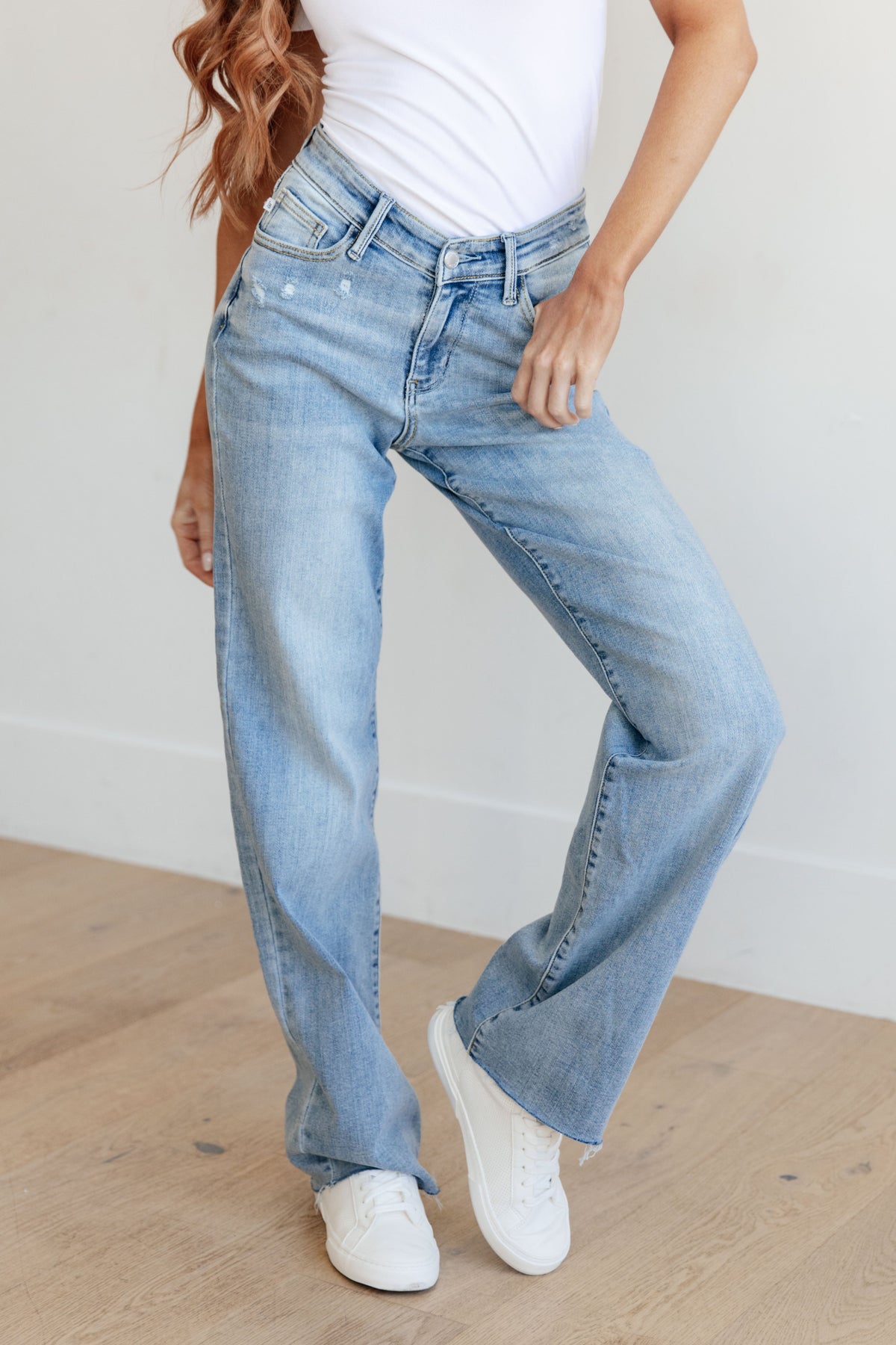 Mildred High Rise V Front Waistband Straight Jeans - Mack and Mav Boutique