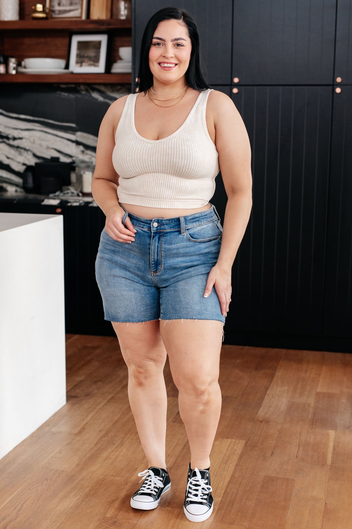 Willa High Rise Cutoff Shorts - Mack and Mav Boutique