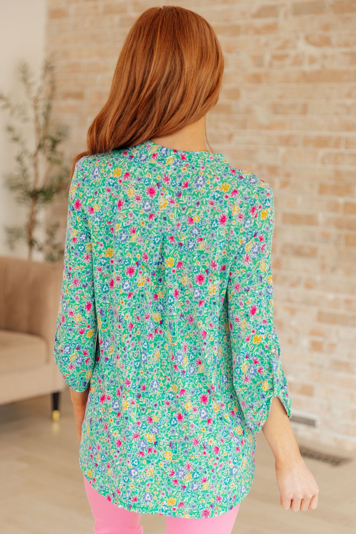 Lizzy Top in Emerald Floral - Mack and Mav Boutique
