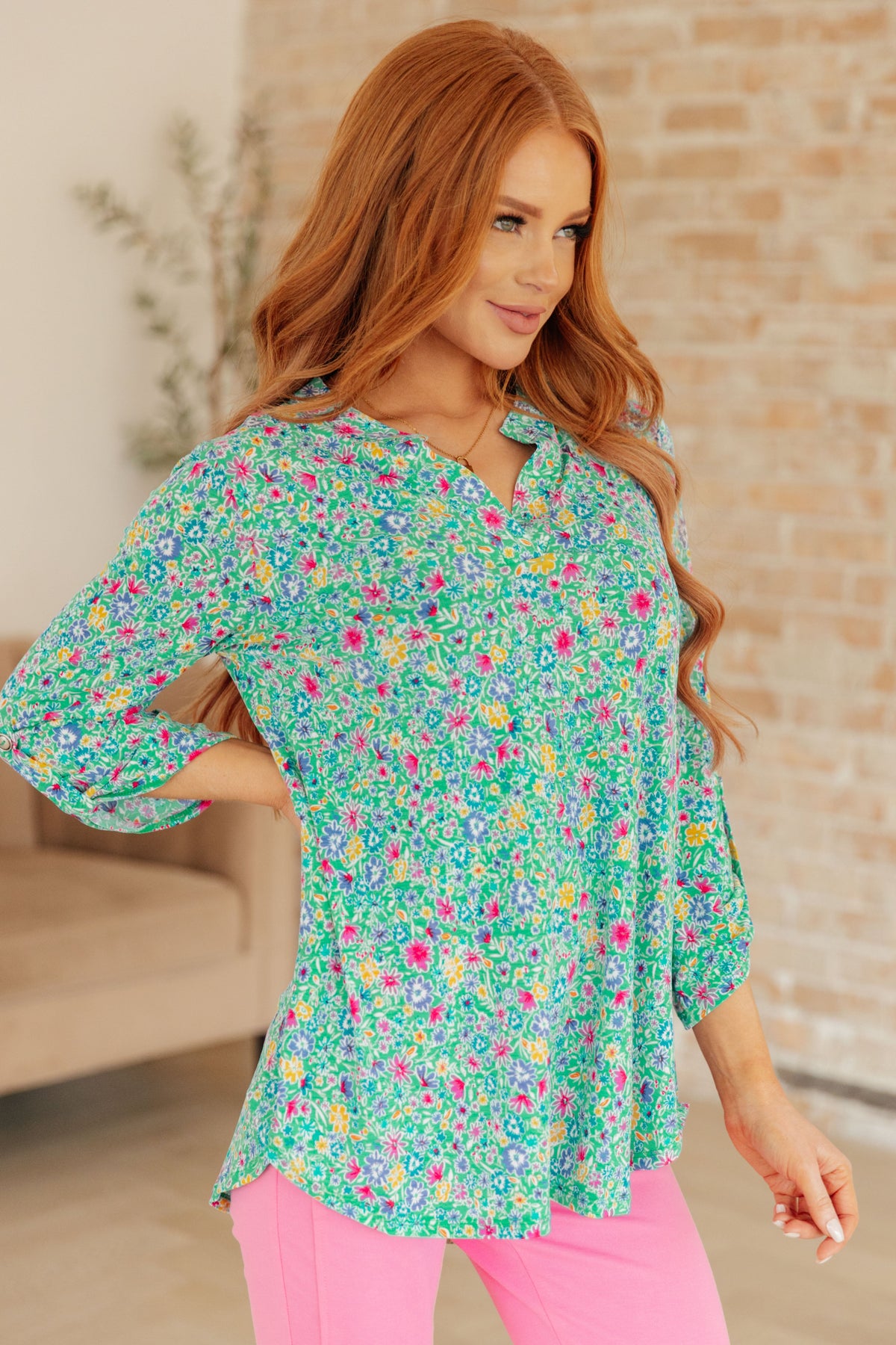 Lizzy Top in Emerald Floral - Mack and Mav Boutique
