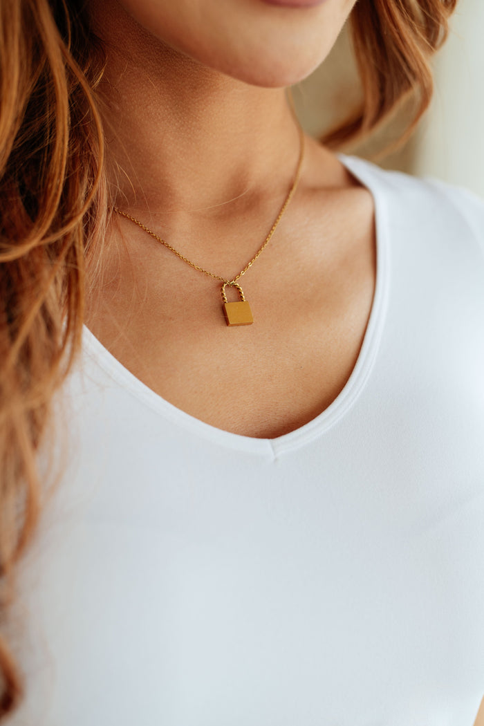 Lock it Up Lock Pendant Necklace - Mack and Mav Boutique