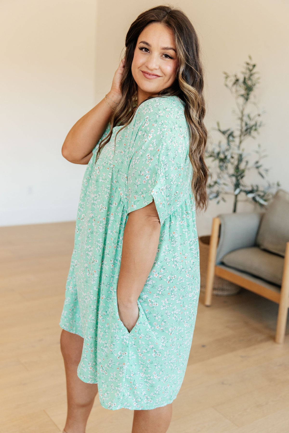 Rodeo Lights Dolman Sleeve Dress in Mint Floral - Mack and Mav Boutique