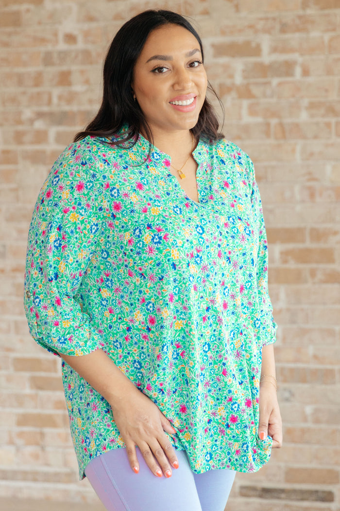 Lizzy Top in Emerald Floral - Mack and Mav Boutique