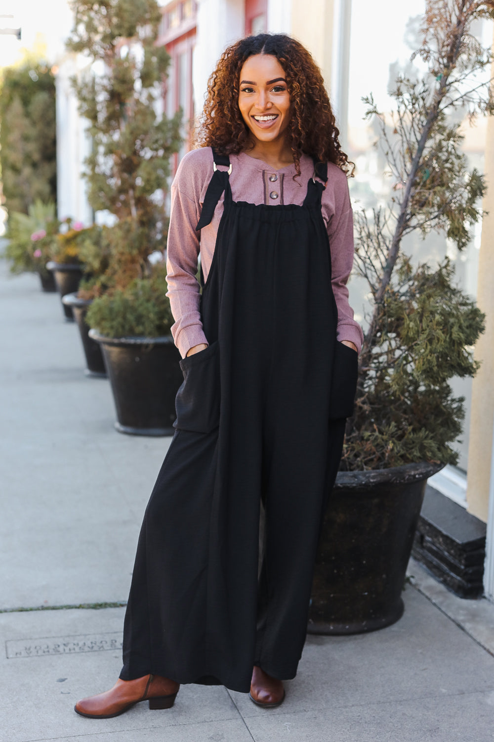 Feeing Joyful Black Wide Leg Adjustable Baggy Bib Jumpsuit