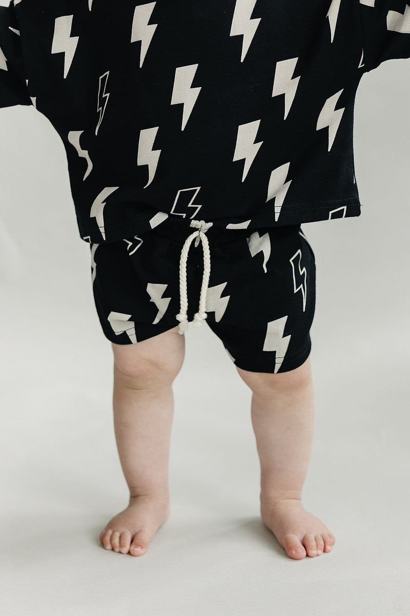 Shorts Set | Black Bolts