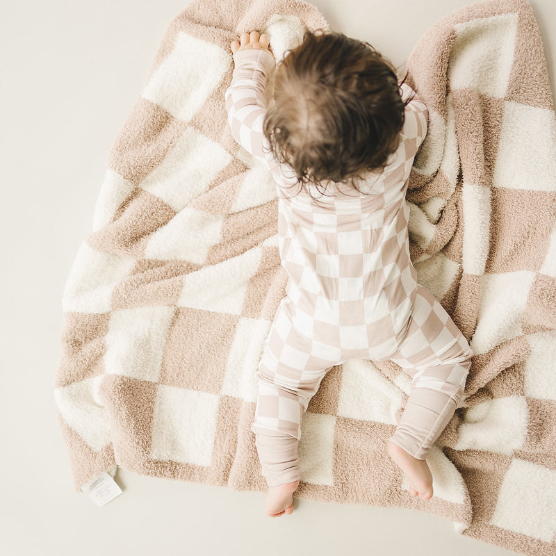 Checkered Plush Blanket | Latte