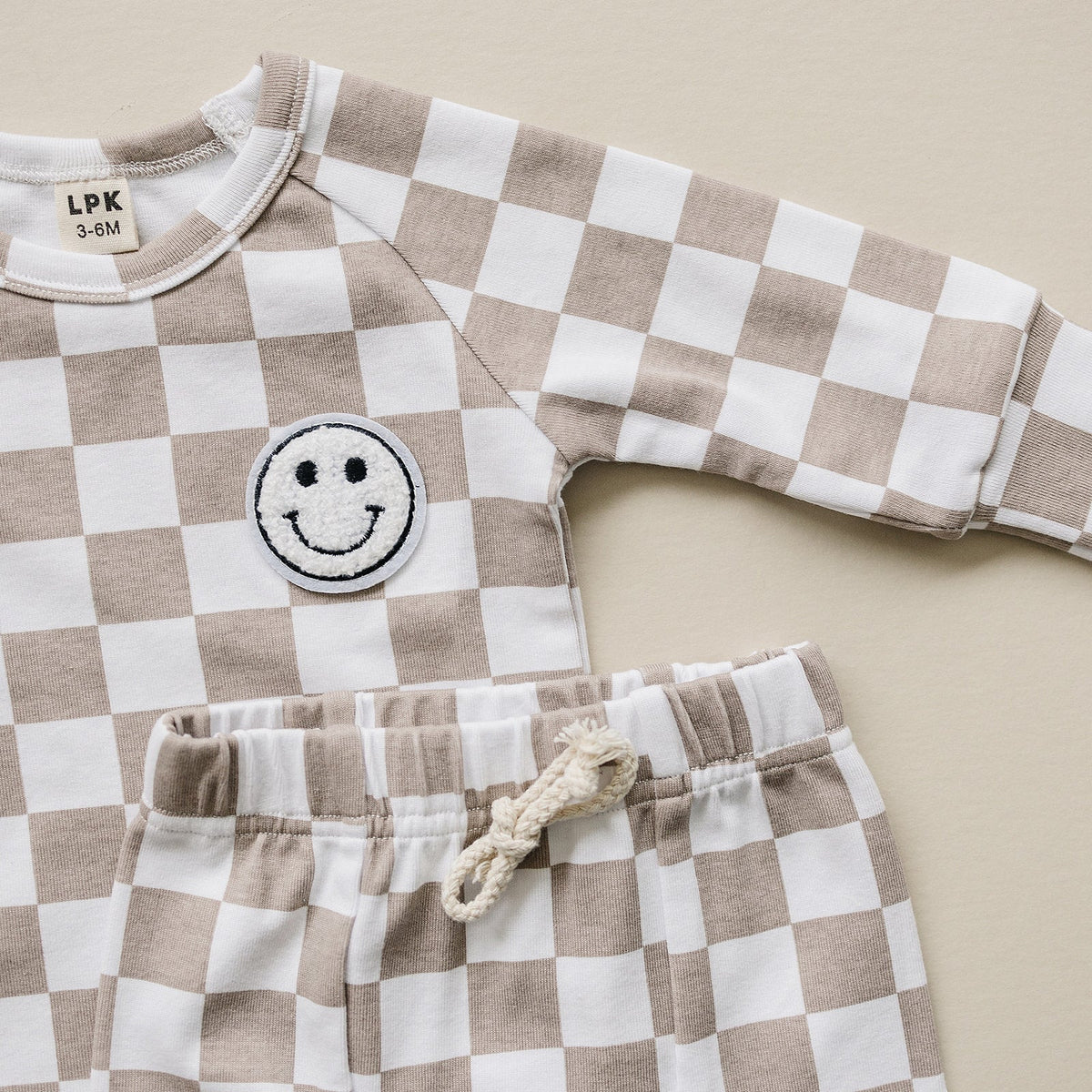 Checkered Smiley Lounge Set | Latte