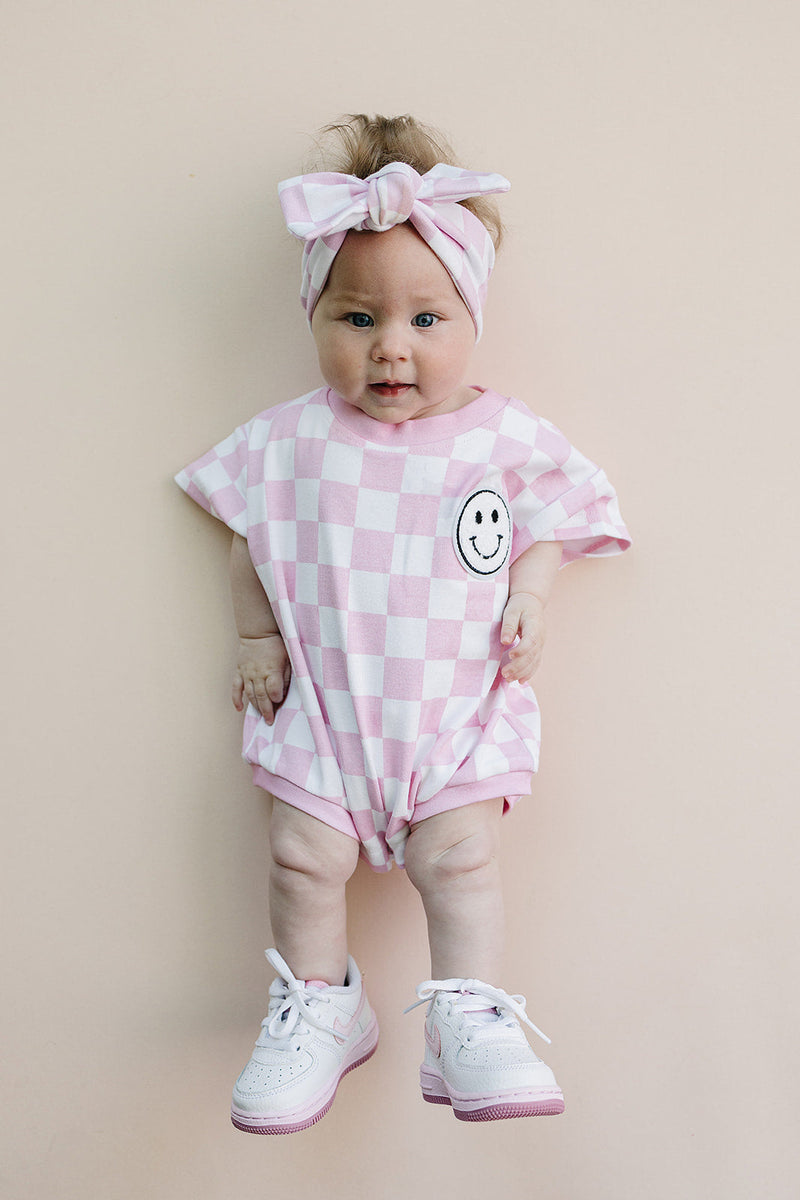 Short Sleeve Bubble Romper | Checkered Smiley Pink