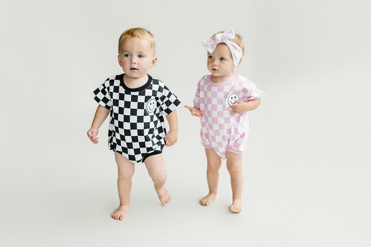 Short Sleeve Bubble Romper | Checkered Smiley Pink