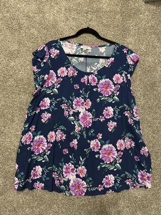 Navy Floral Top - XL - FINAL SALE