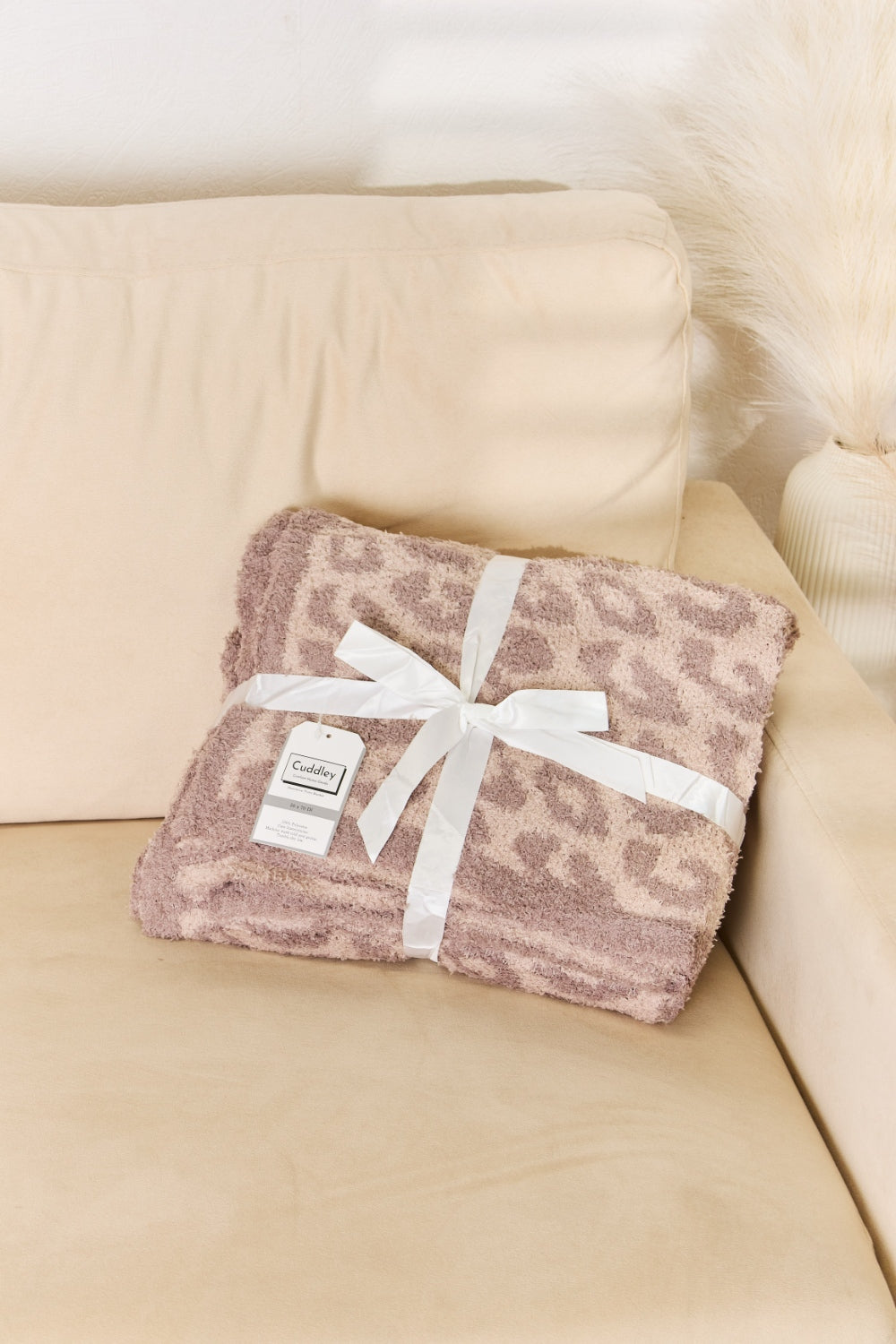 Cuddley Leopard Decorative Throw Blanket - Mack and Mav Boutique 