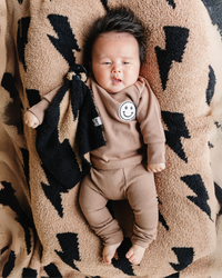 Lightning Bolt Fuzzy Blanket | Mocha