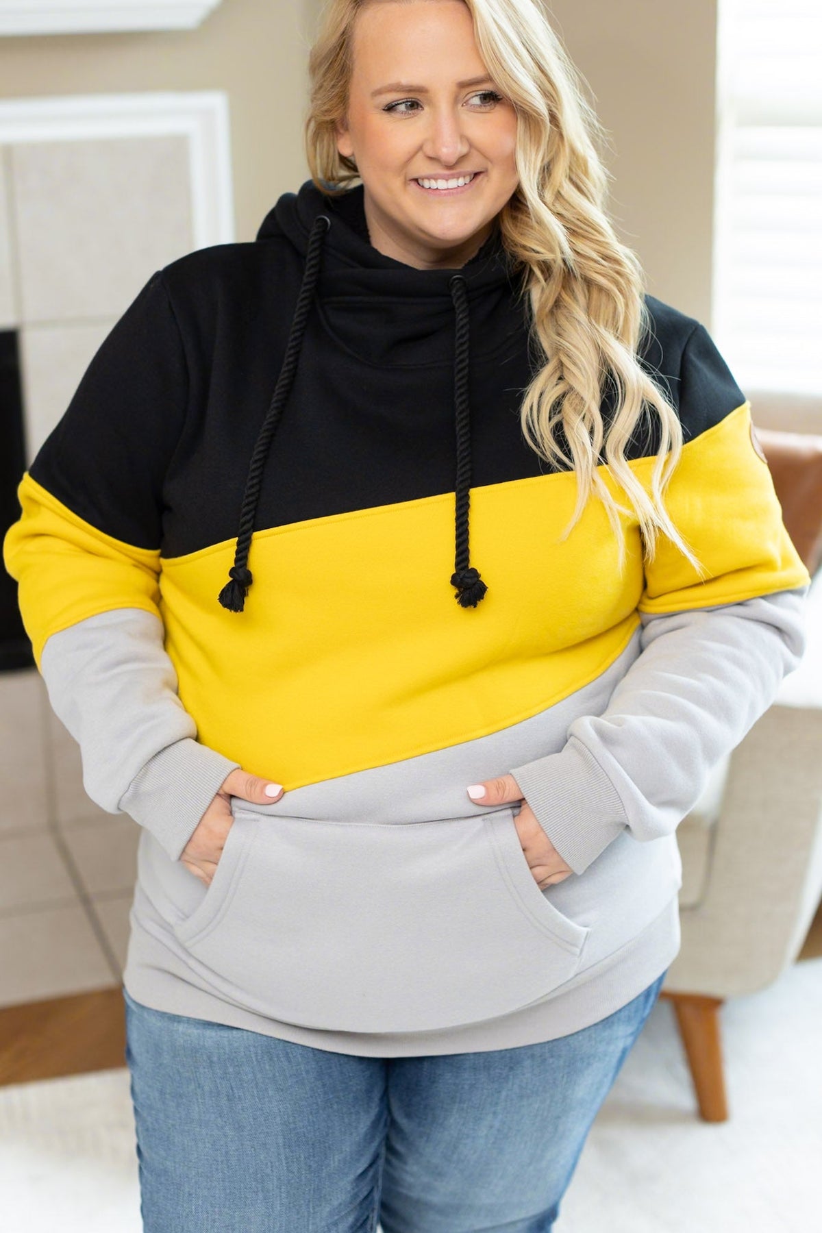 Lizzie Women's Hoodie | Pittsburgh Black, Yellow, Grey