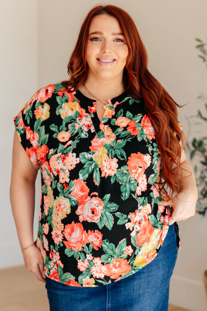 Lizzy Cap Sleeve Top in Black Garden Floral - Mack and Mav Boutique 