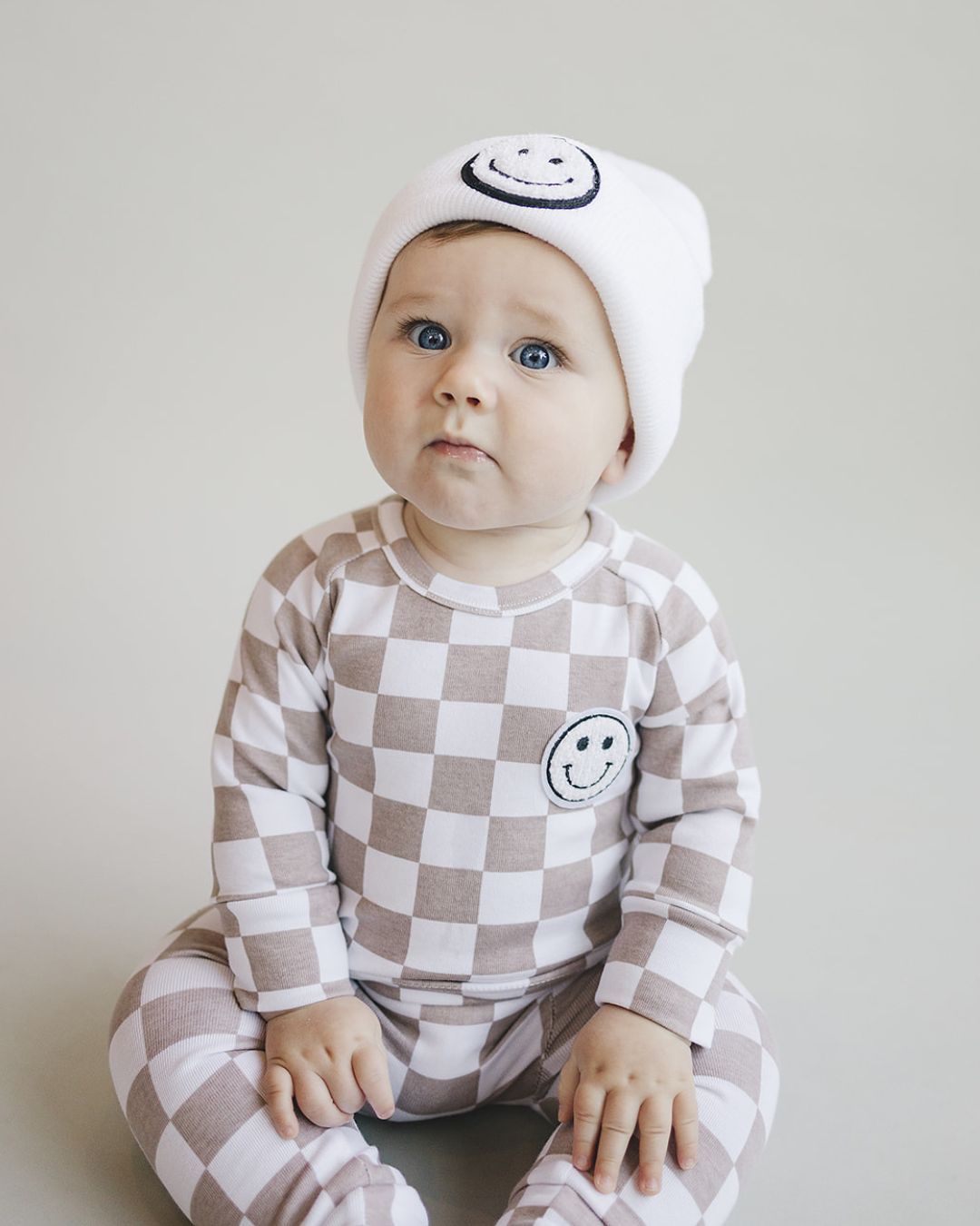 Checkered Smiley Lounge Set | Latte