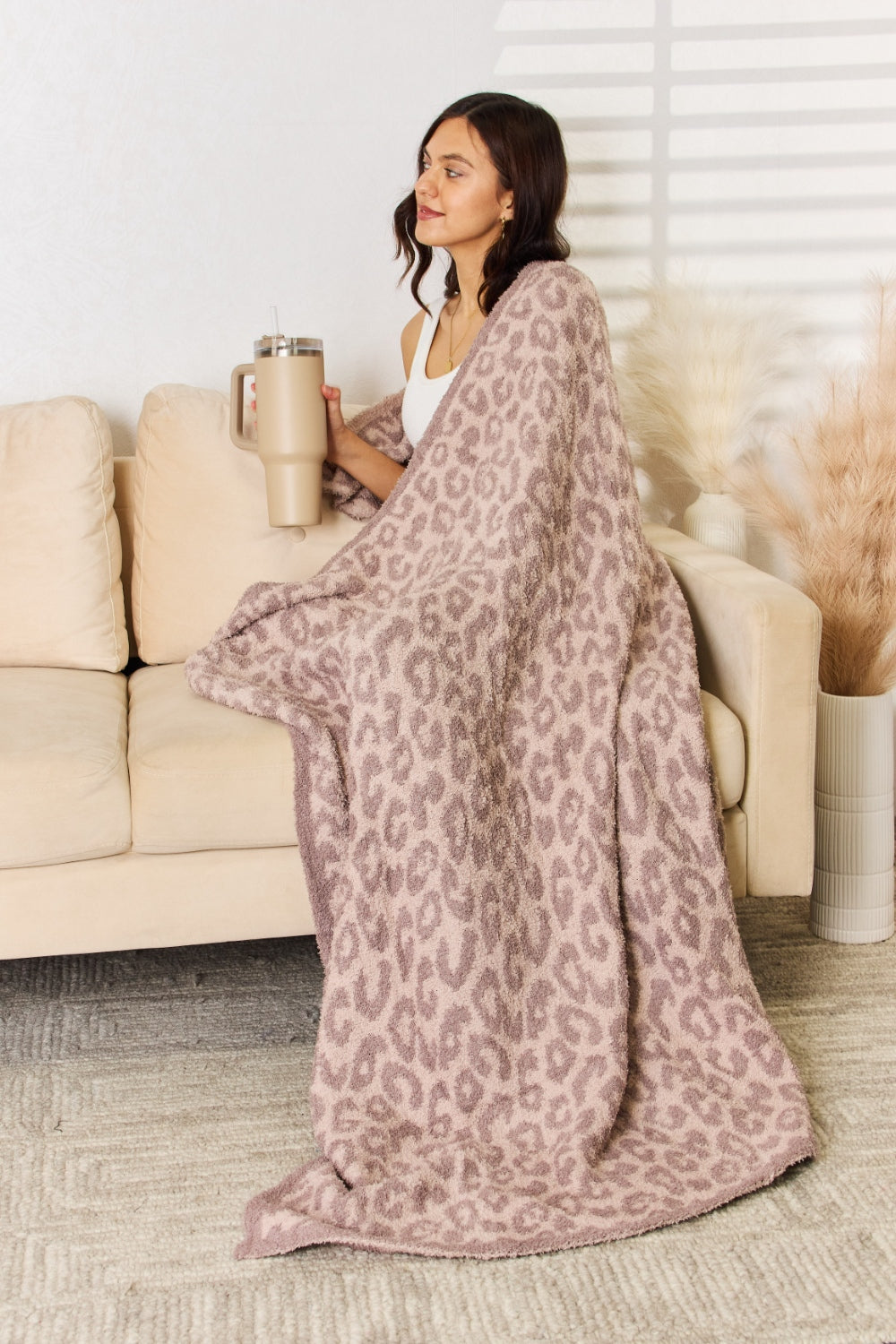 Cuddley Leopard Decorative Throw Blanket - Mack and Mav Boutique 