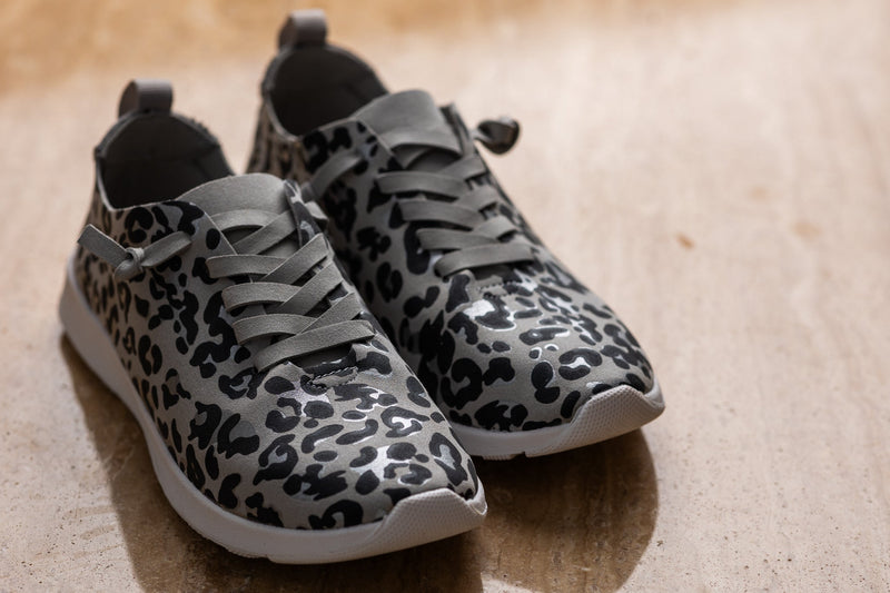 Mayo Sneaker in Light Grey Leopard